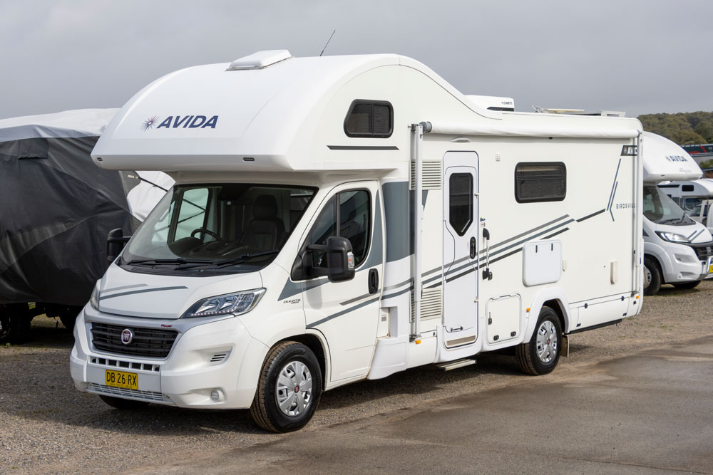external view of the Avida Birdsville C7454 SL Motorhome