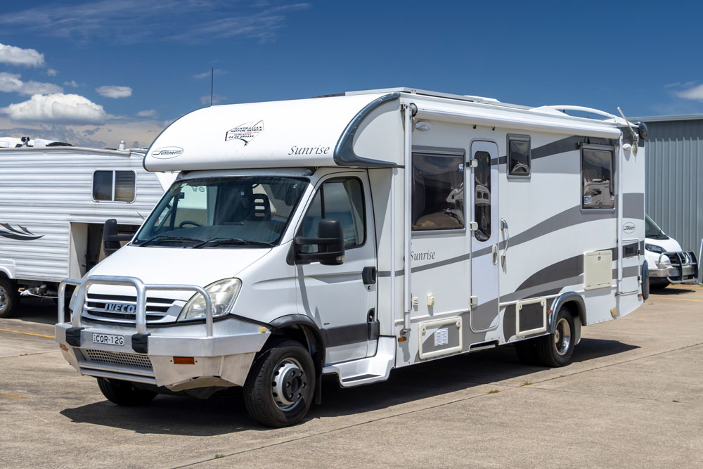 external view of the Sunliner Sunrise Motorhome