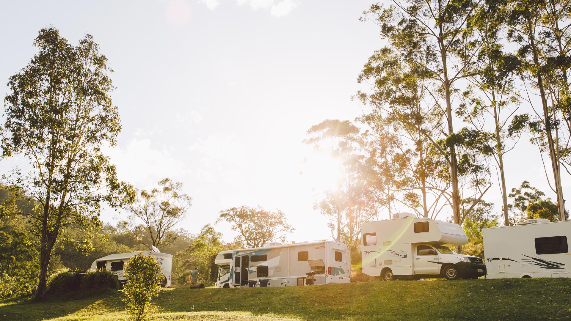 Australian Motor Homes & Caravans